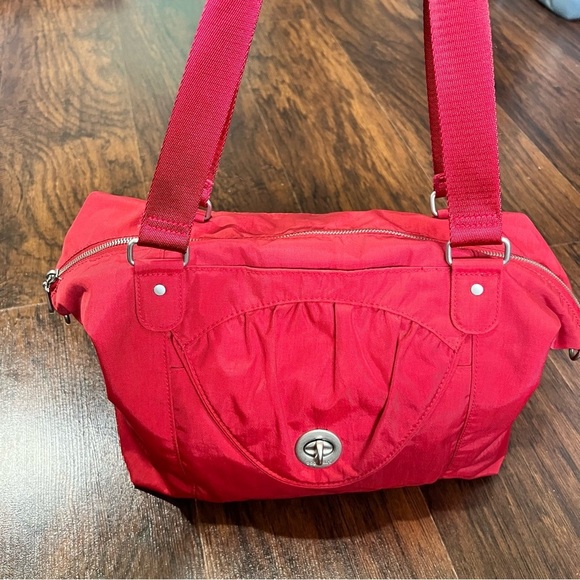 BAGGALLINI laptop travel bag. Red 12”x13” Nylon convertible with many pockets - Picture 5 of 16